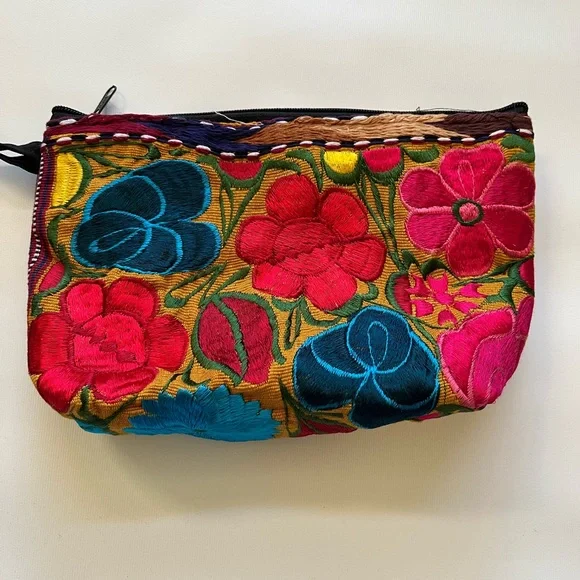 Floral Embroidered Women's Bag - Picture 3 of 6